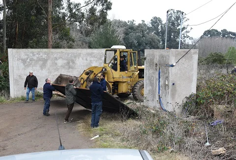 Remoción de portón calle Israel 3