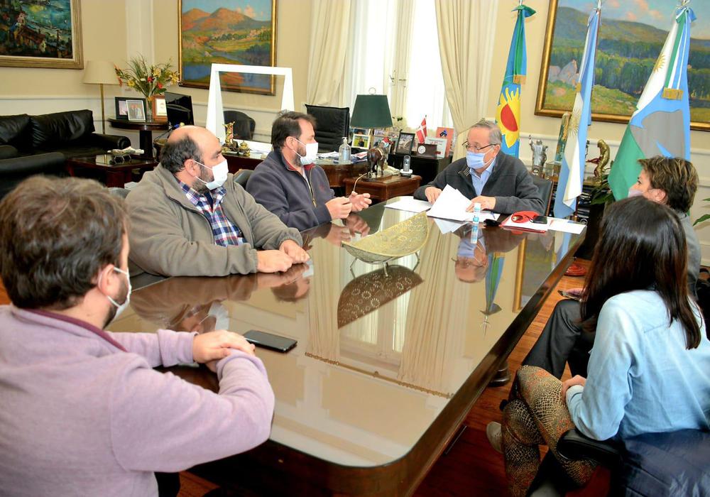 Firma (10)